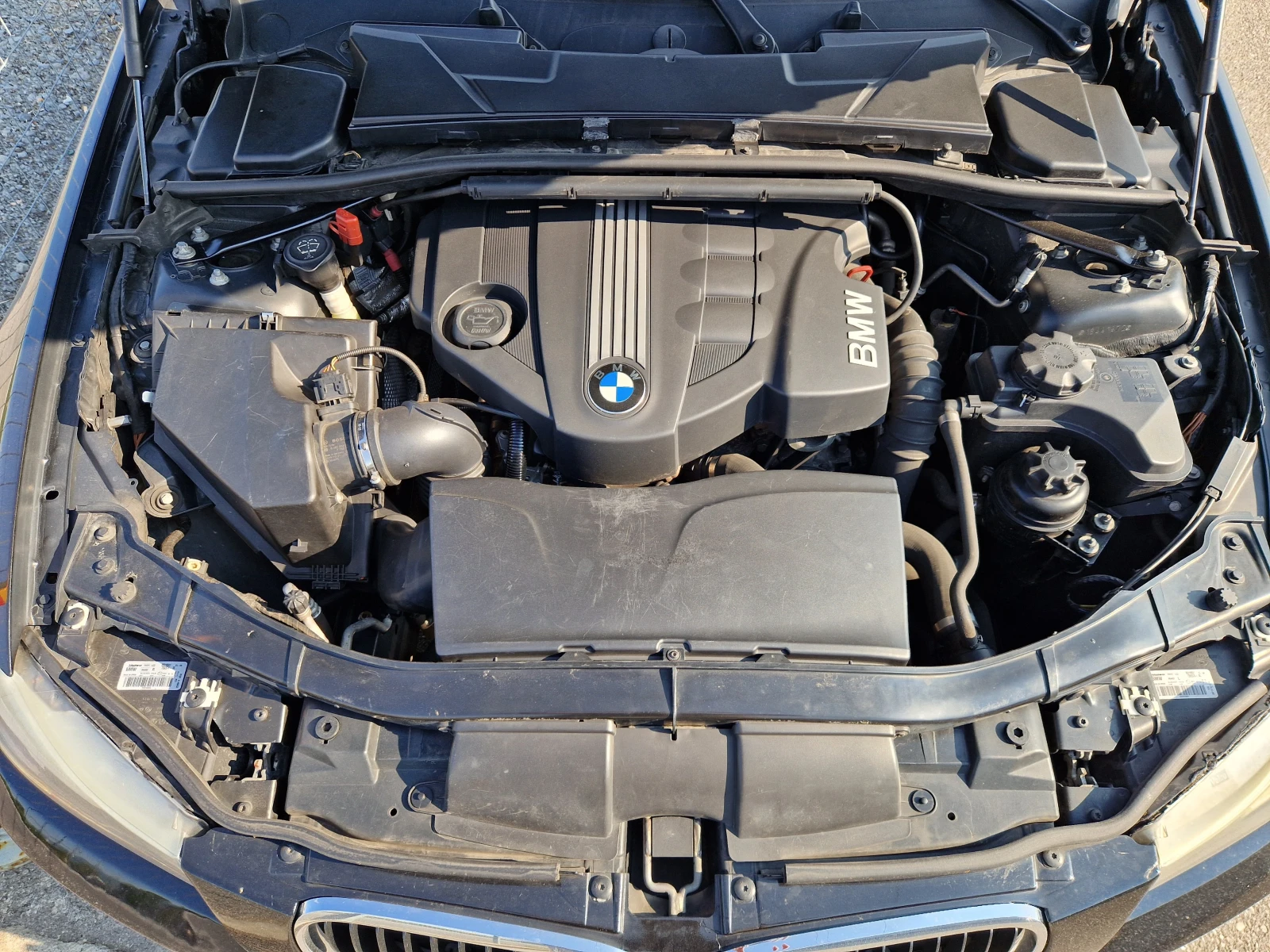 BMW 318  - изображение 10