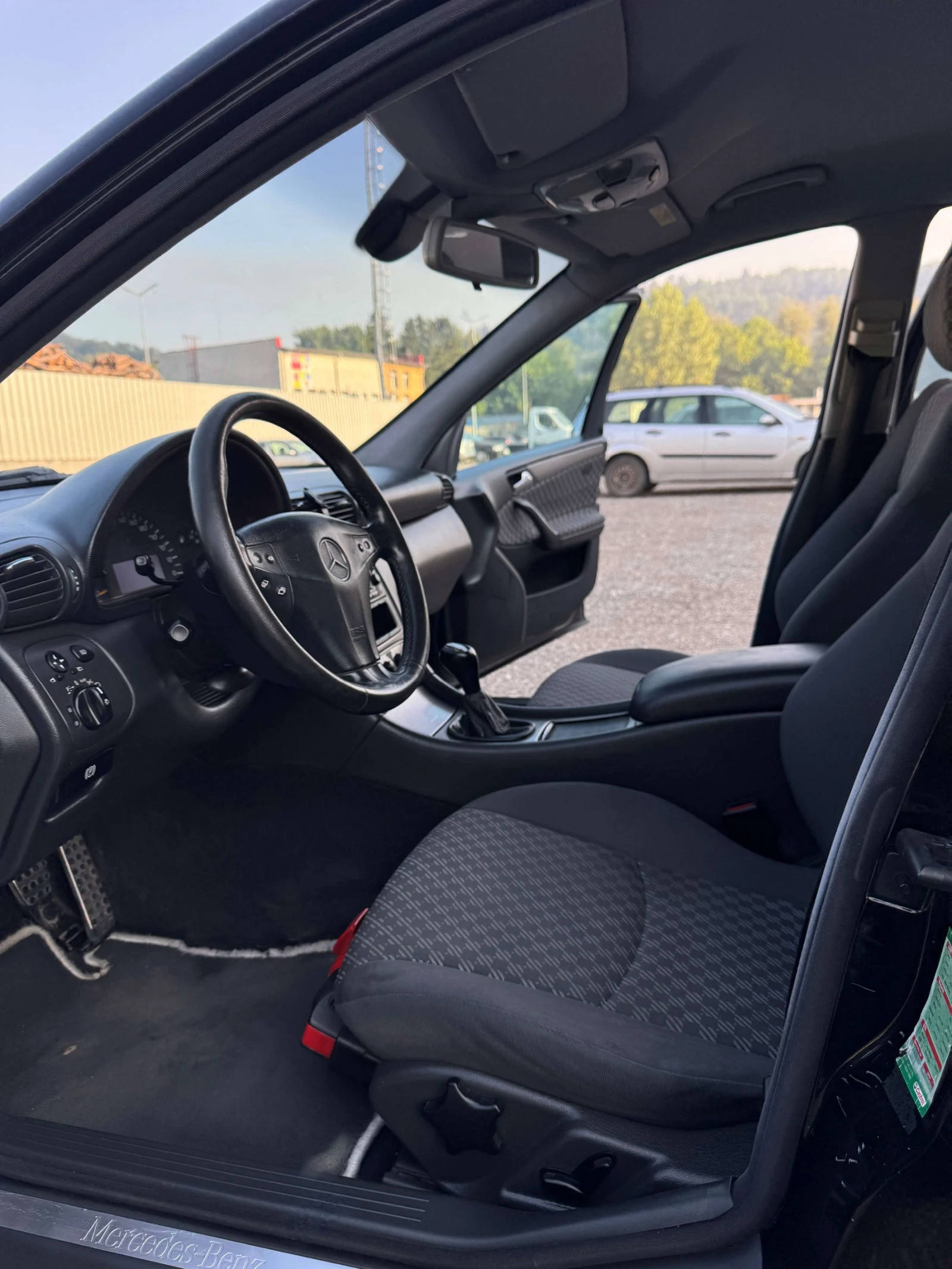 Mercedes-Benz C 200 203.207 - изображение 9