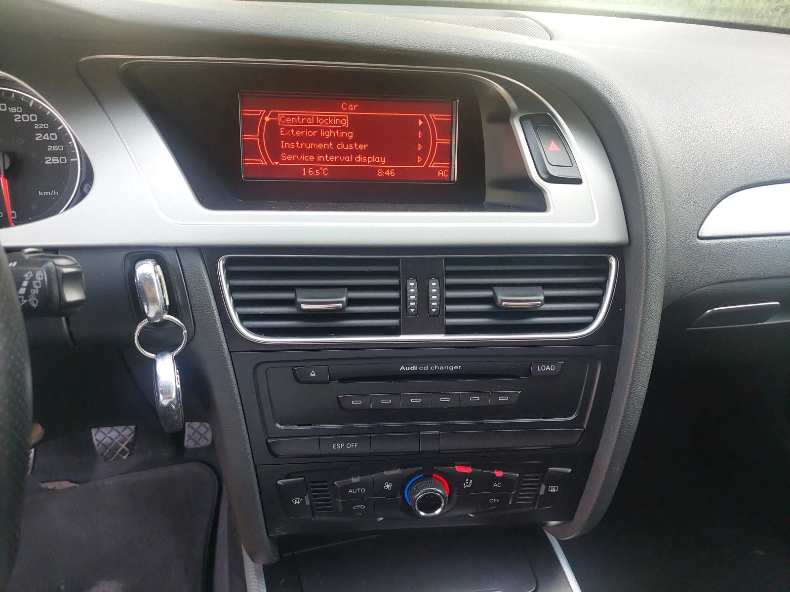 Audi A4 2, 0TDI 143ps LED XENON | Mobile.bg   12