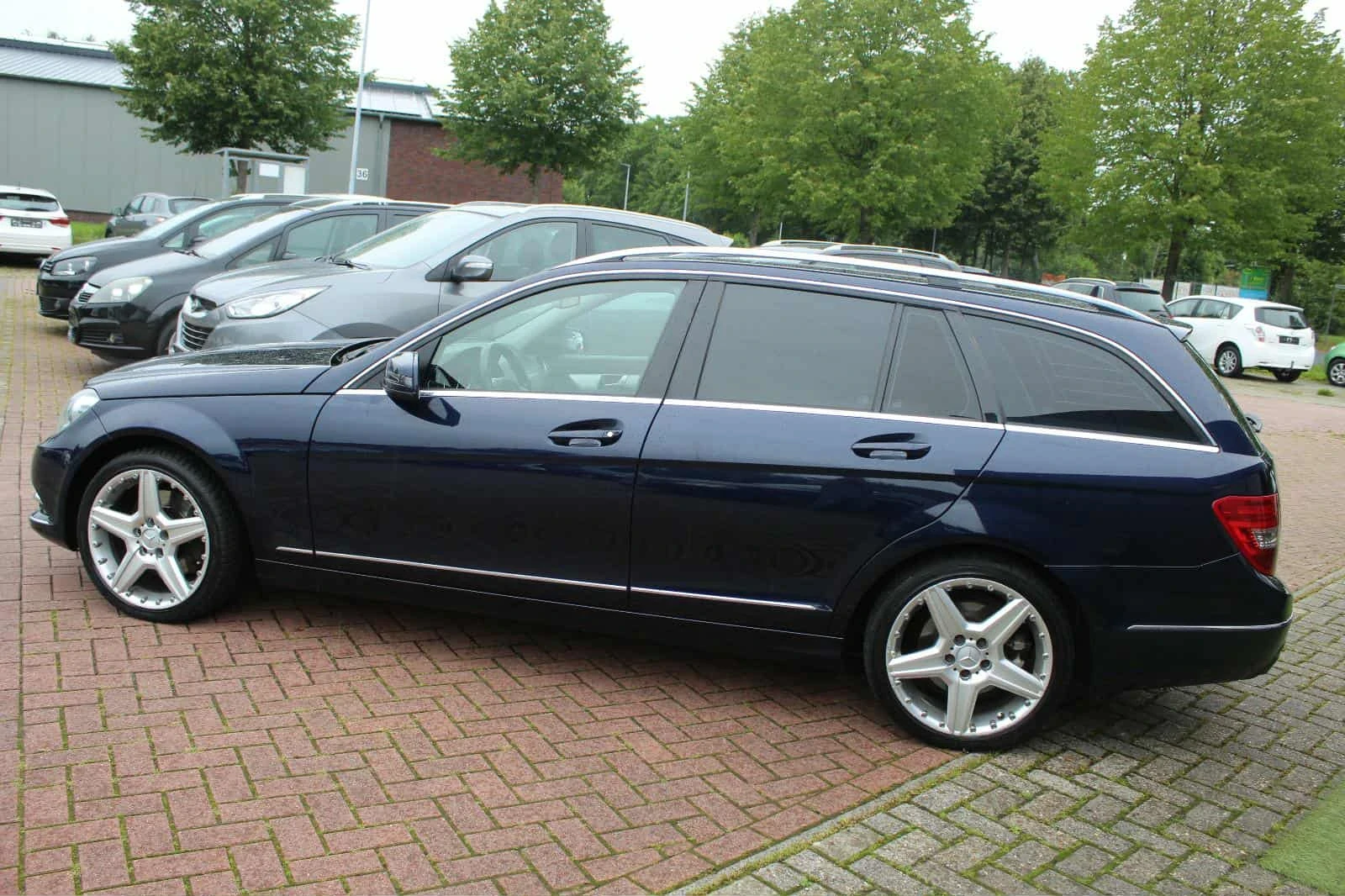 Mercedes-Benz C 350 350CDI - изображение 3