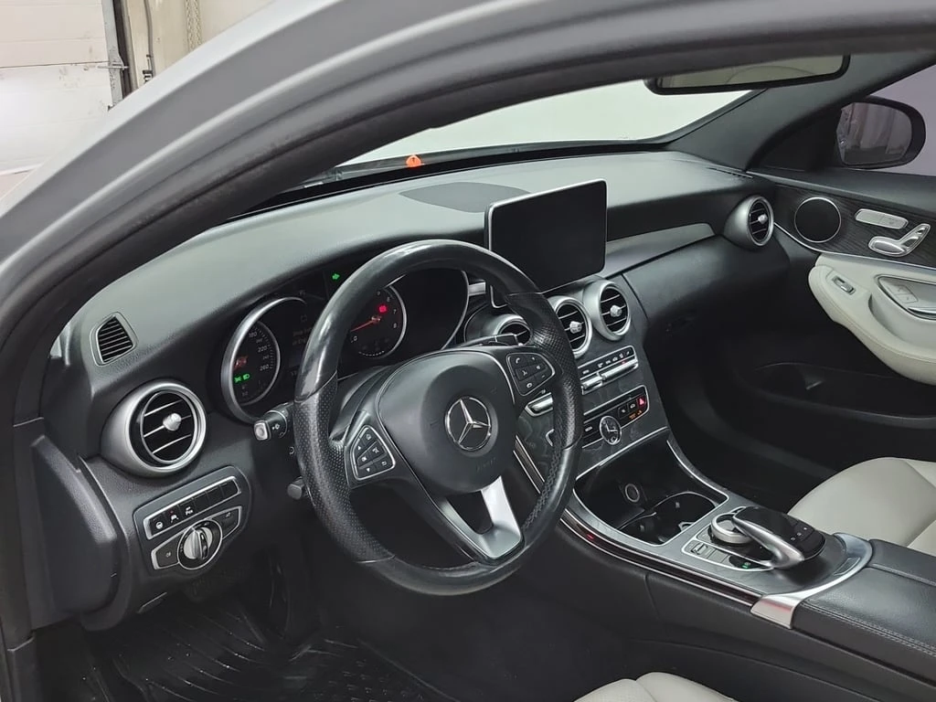 Mercedes-Benz C 300 * CARFAX * БЕЗ ПЪРВОНАЧАЛНА ВНОСКА - изображение 9