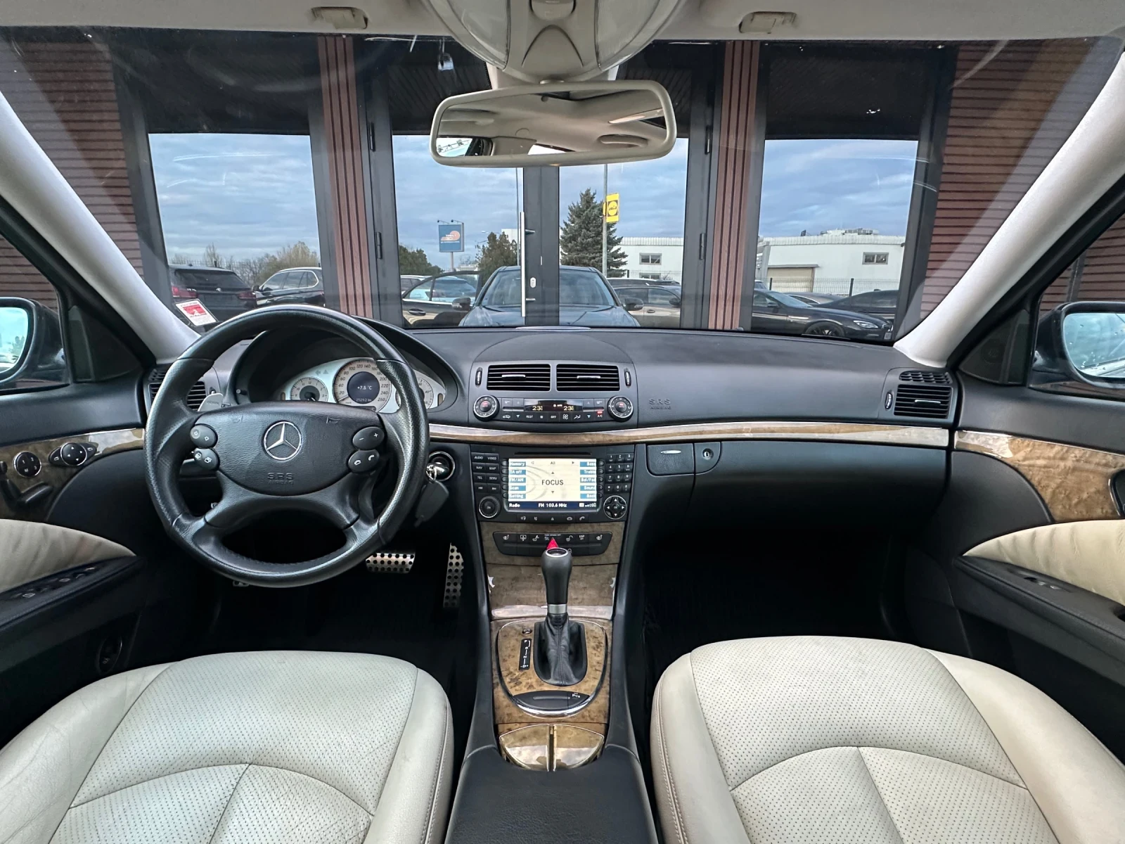 Mercedes-Benz E 320 Facelift Avantgarde Harman-Kardon  | Mobile.bg   9