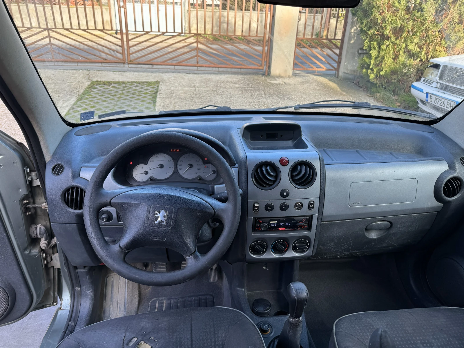 Peugeot Partner 1, 6 HDI - изображение 4