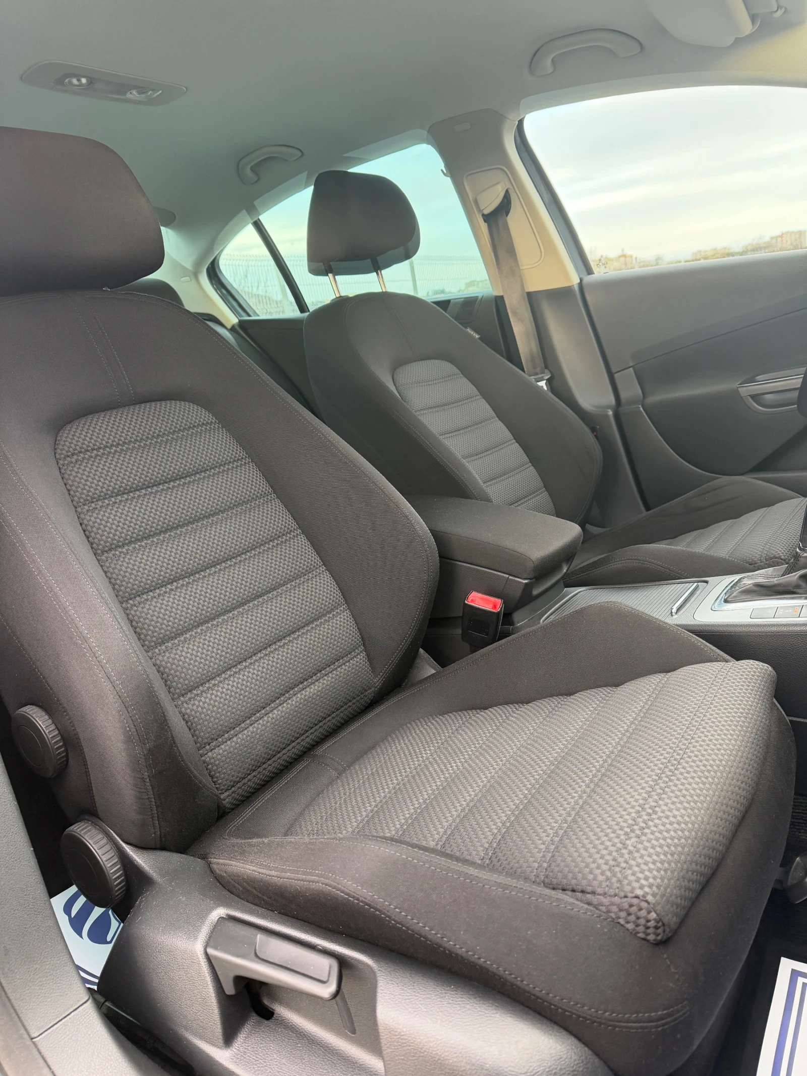 VW Passat 2.0BlueTDI 143�.�. DSG* Distronic* Keyless* DYNaud | Mobile.bg � ����������� 7