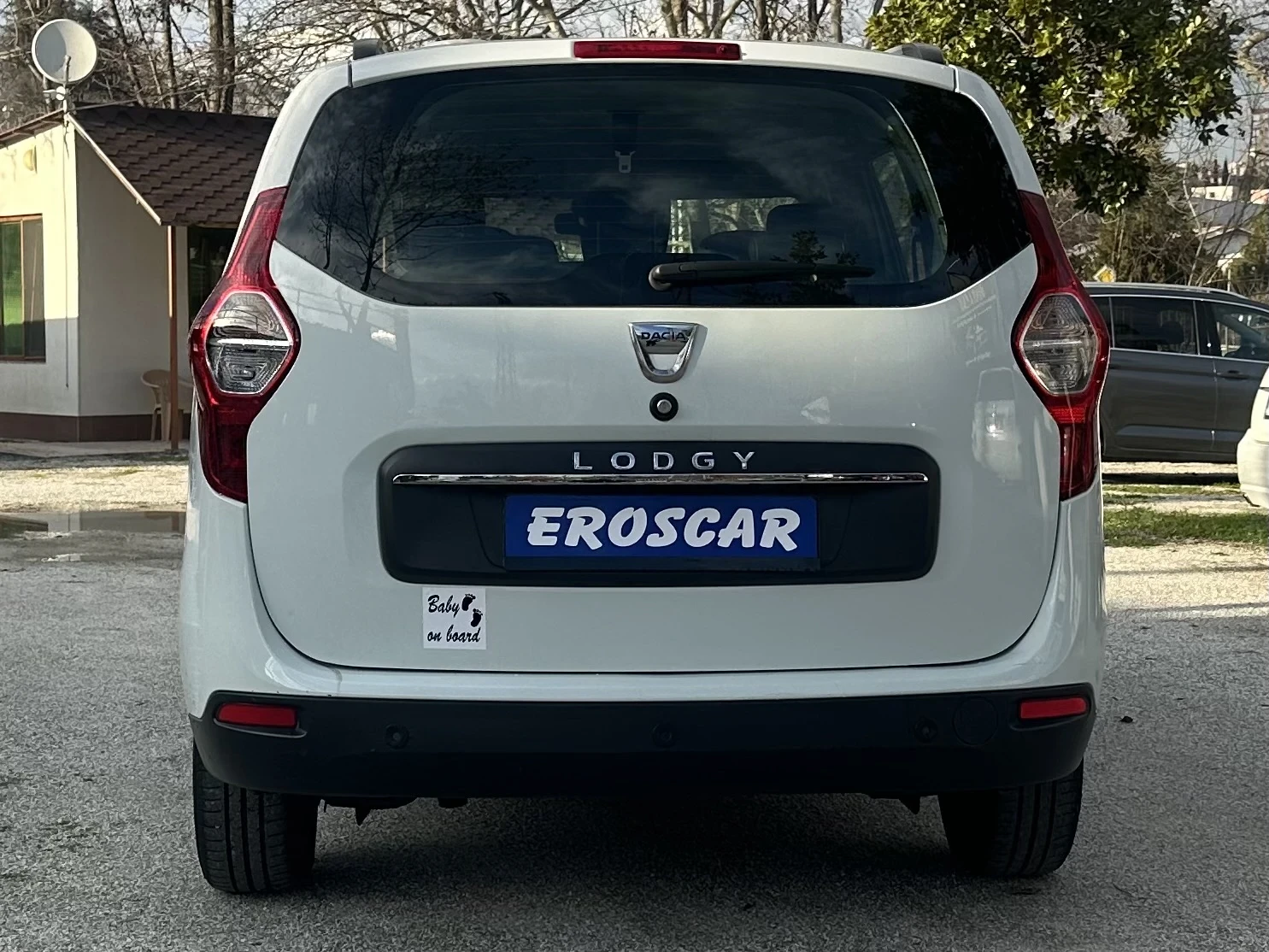 Dacia Lodgy 1.5DCI/Camera/Navi/7Места - изображение 6