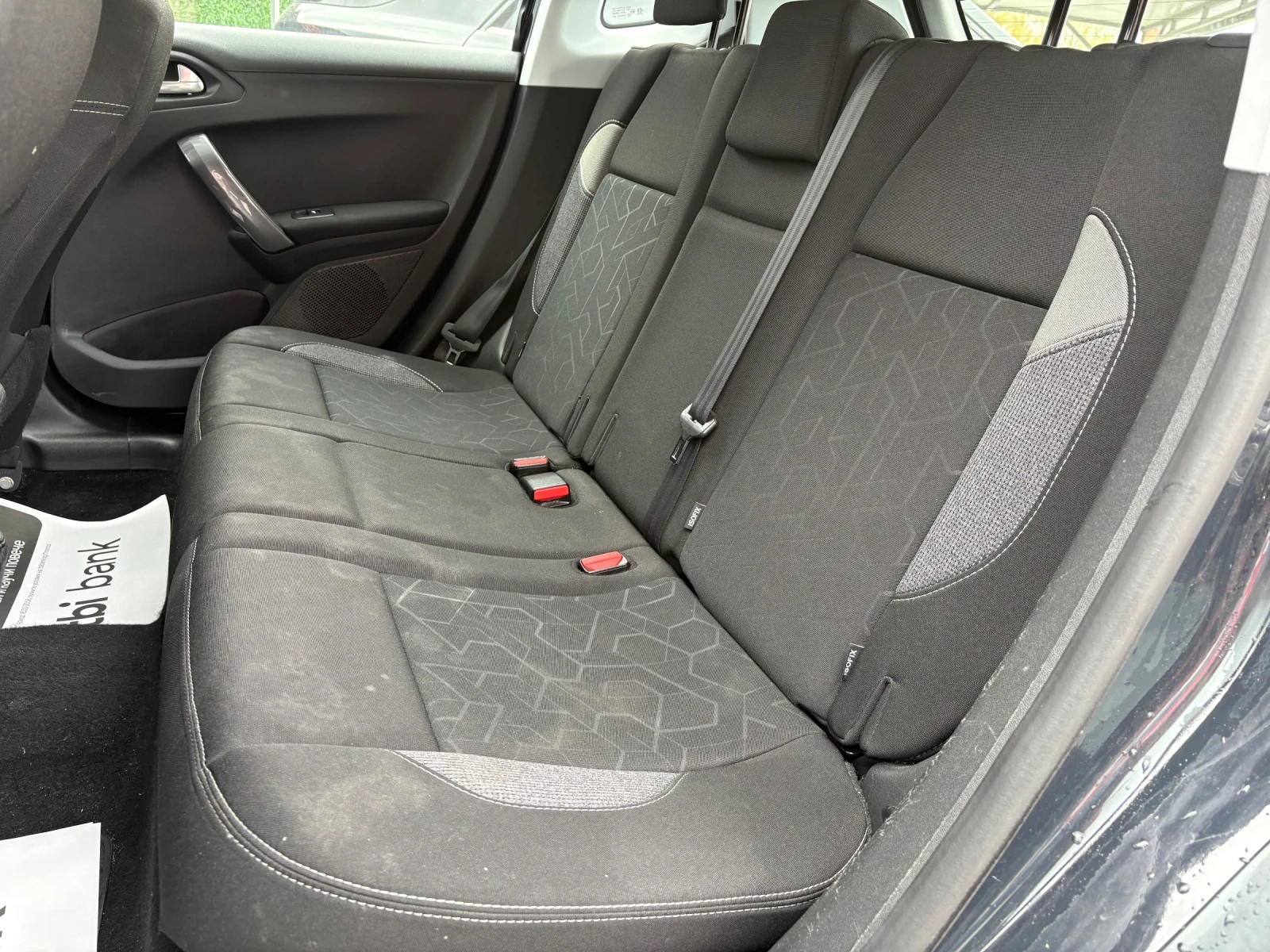 Peugeot 2008 1.6HDI* ЛИЗИНГ* , снимка 13 - Автомобили и джипове - 54217604