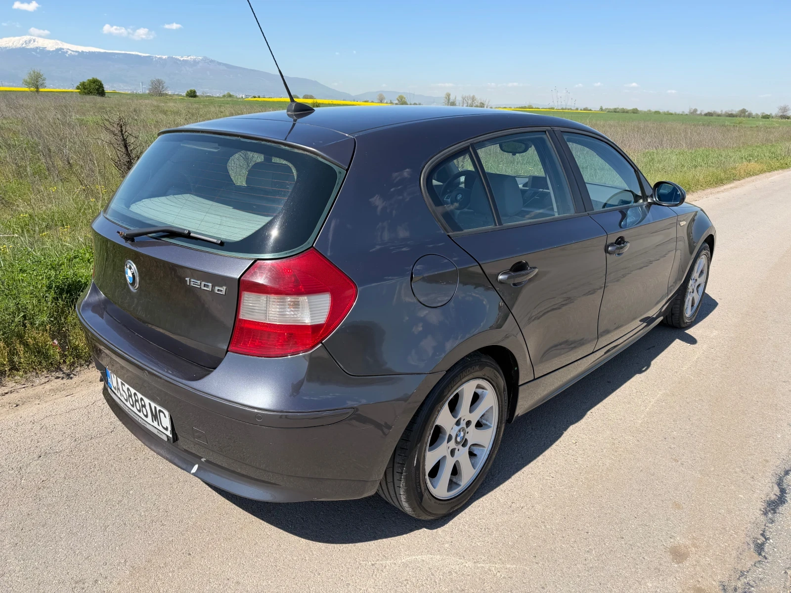 BMW 120 Automatic Navi , снимка 5 - Автомобили и джипове - 54489083
