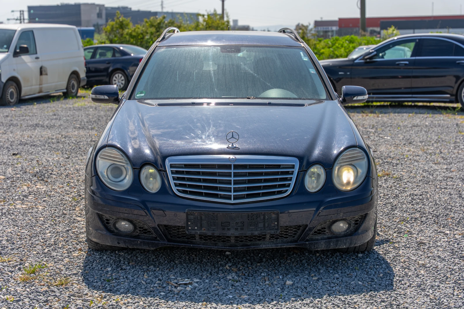 Mercedes-Benz E 280, снимка 3 - Автомобили и джипове - 54509272