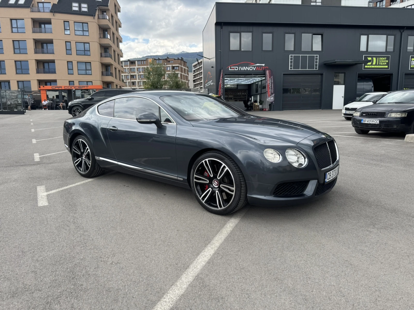 Bentley Continental gt V8, снимка 2 - Автомобили и джипове - 54633178