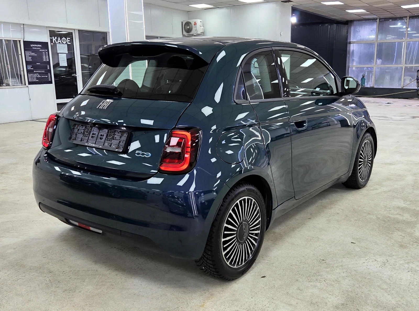 Fiat 500e 42KWh/3Врати/Long Range, снимка 3 - Автомобили и джипове - 54649077