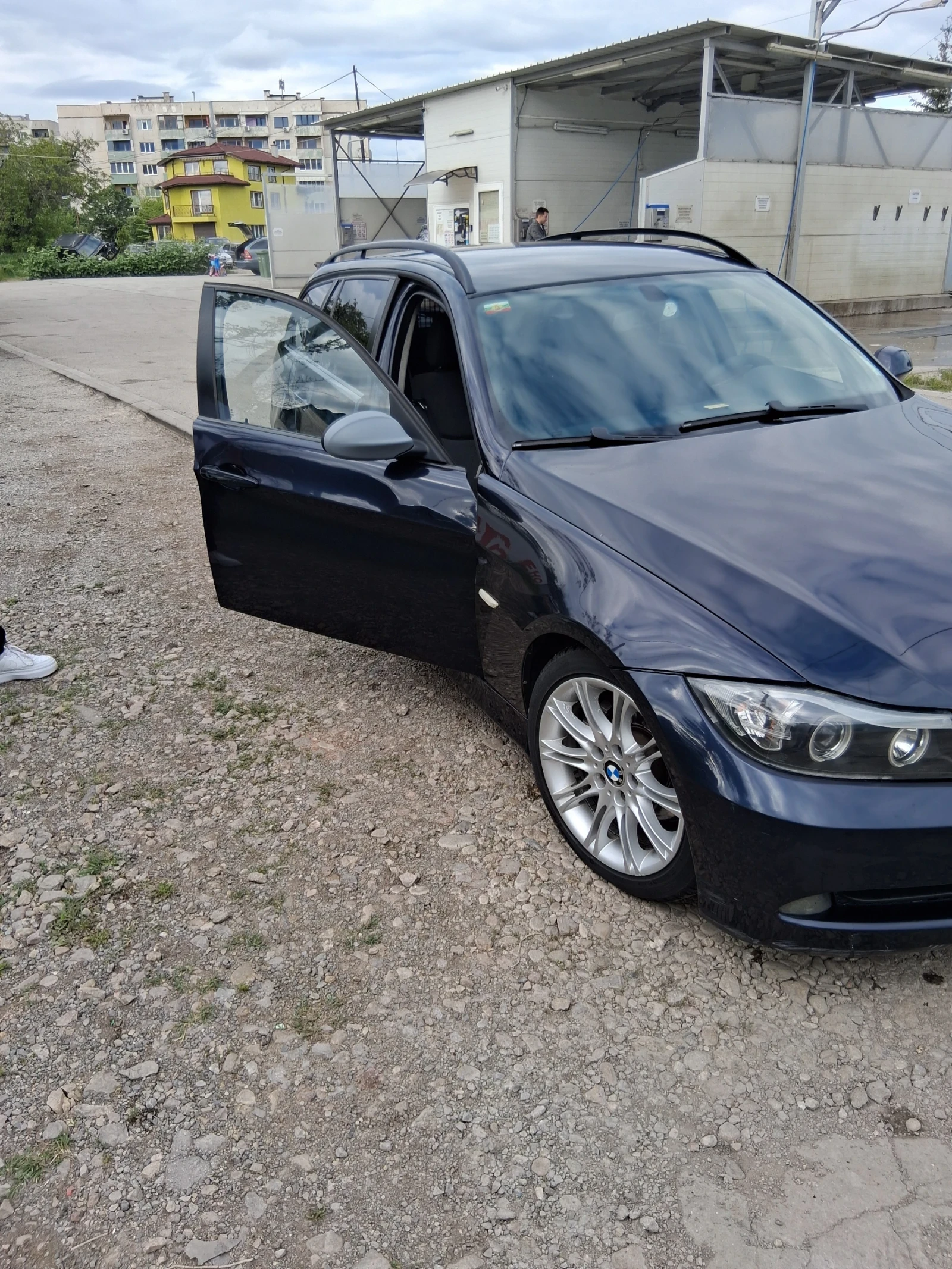 BMW 320, снимка 2 - Автомобили и джипове - 54656906