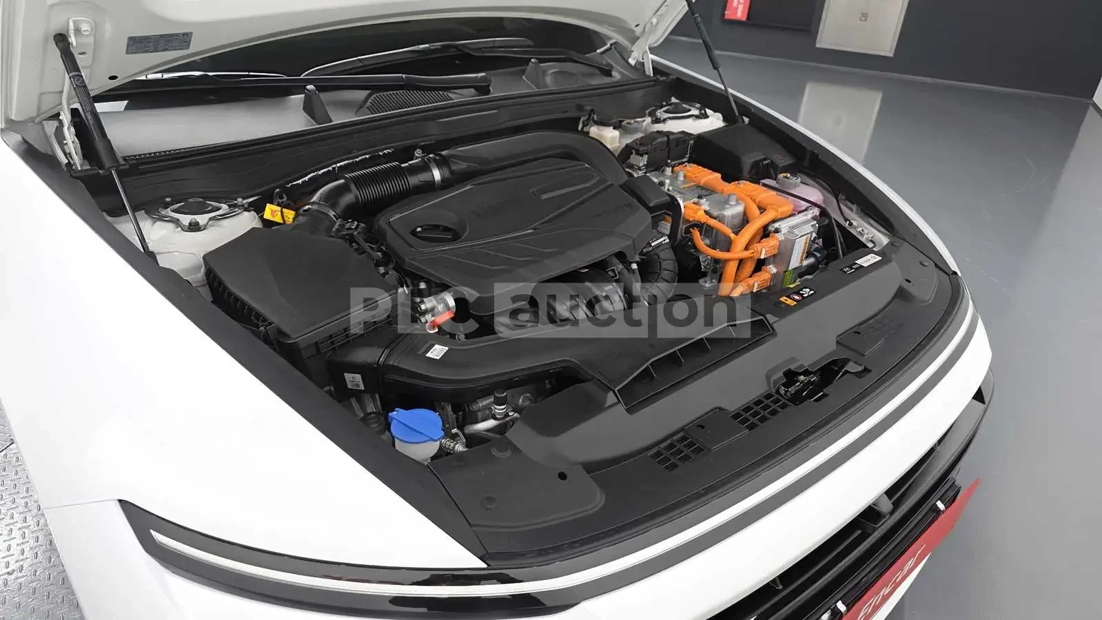 Hyundai Sonata 2.0 HYBRID| BOSE| 360 КАМЕРА| HEADS UP, снимка 16 - Автомобили и джипове - 54712470