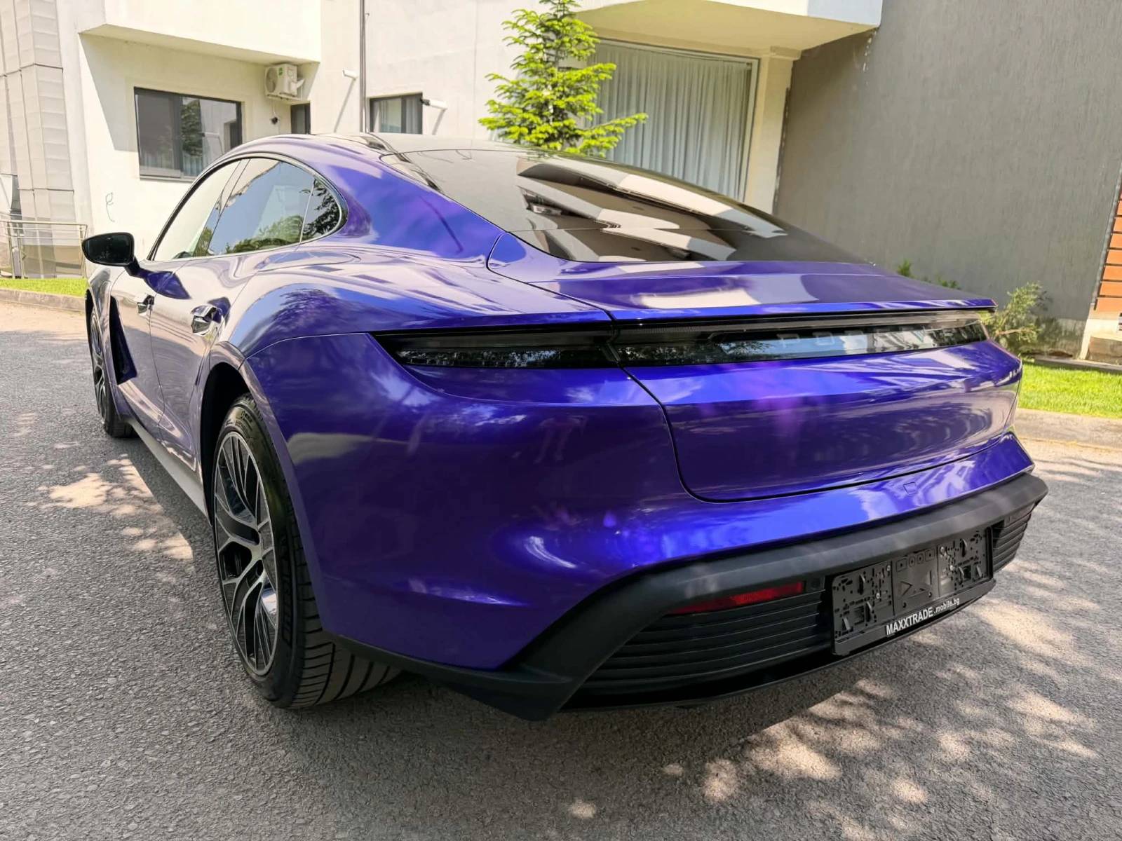Porsche Taycan, снимка 5 - Автомобили и джипове - 54883917