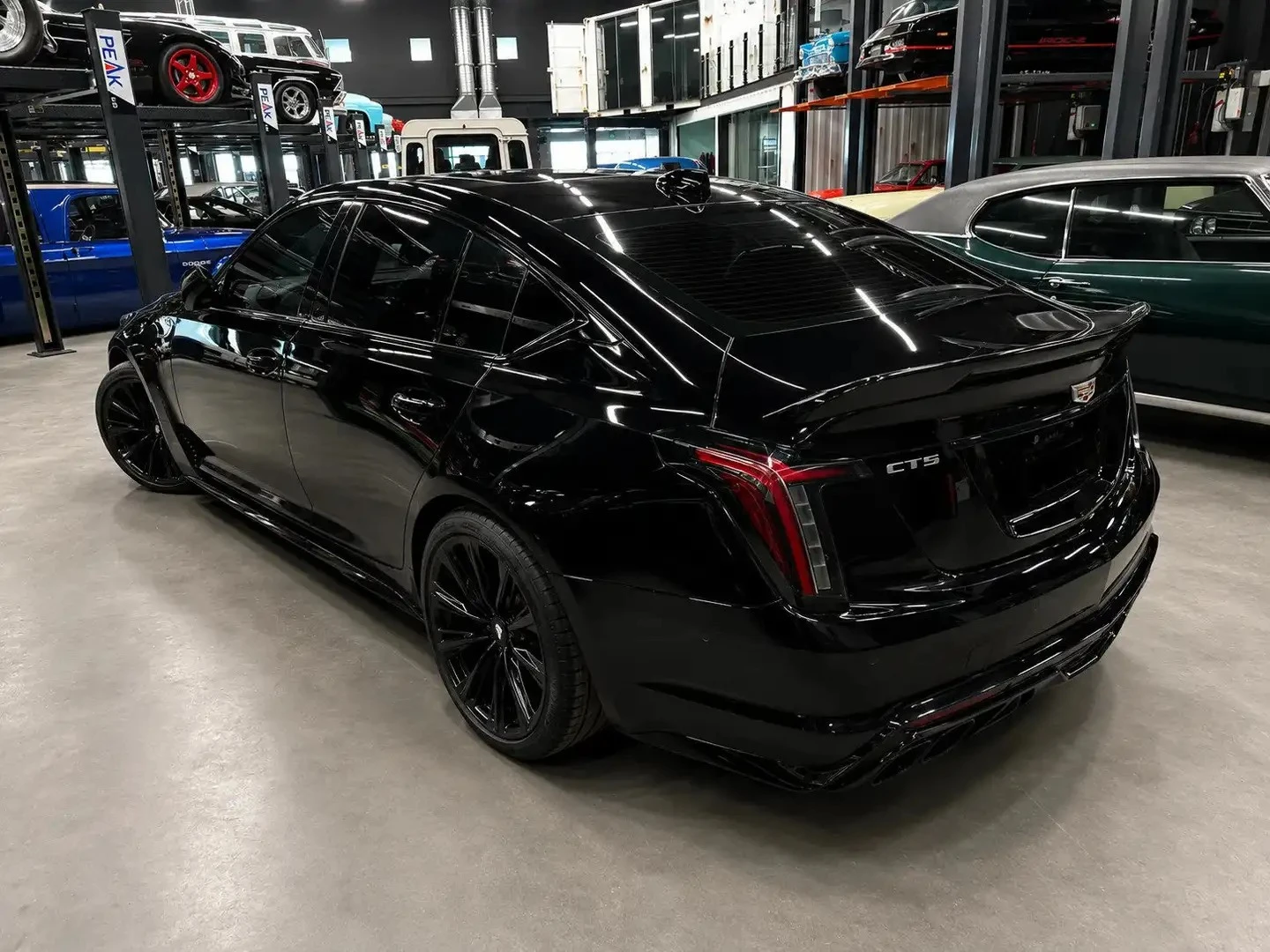 Cadillac Cts -V 6.2L ���� �� �������� ���������� | Mobile.bg � ����������� 4