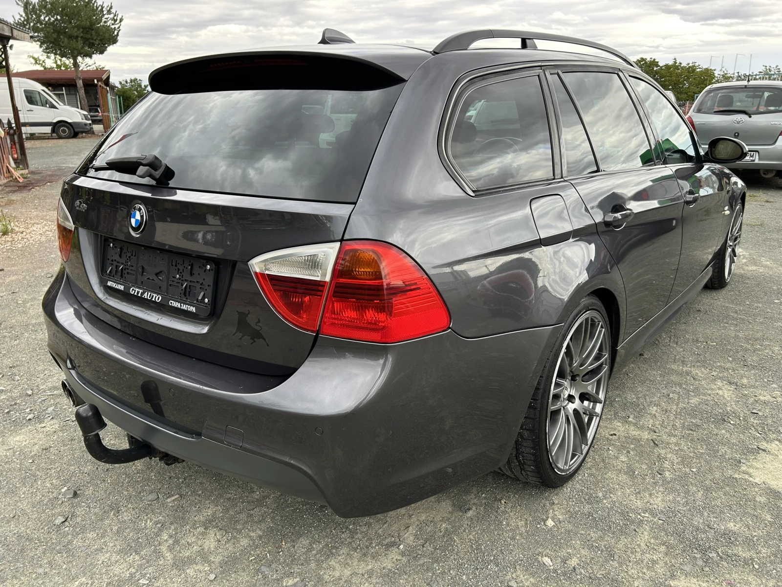 BMW 330 Xd* M-Pack* M57* Pano* Alcantara* Cruise* Подгрев*, снимка 5 - Автомобили и джипове - 56214903