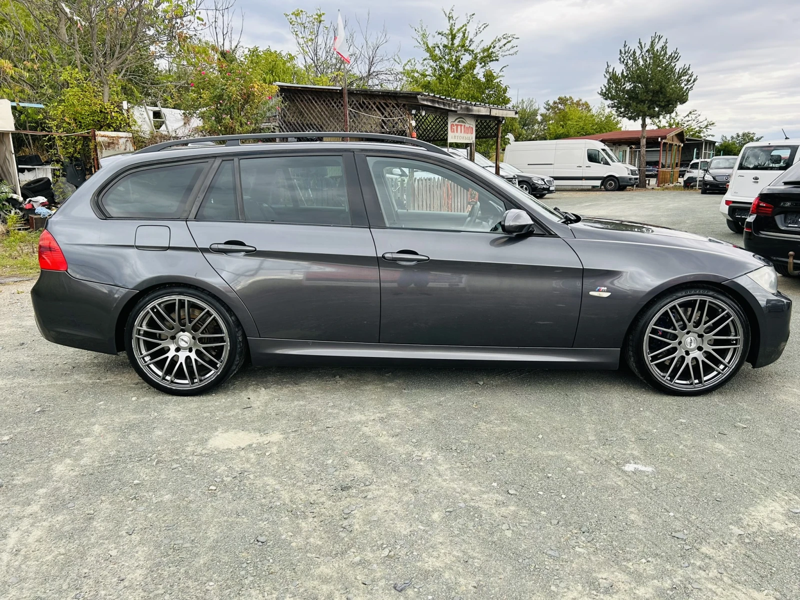 BMW 330 Xd* M-Pack* M57* Pano* Alcantara* Cruise* Подгрев*, снимка 6 - Автомобили и джипове - 56214903