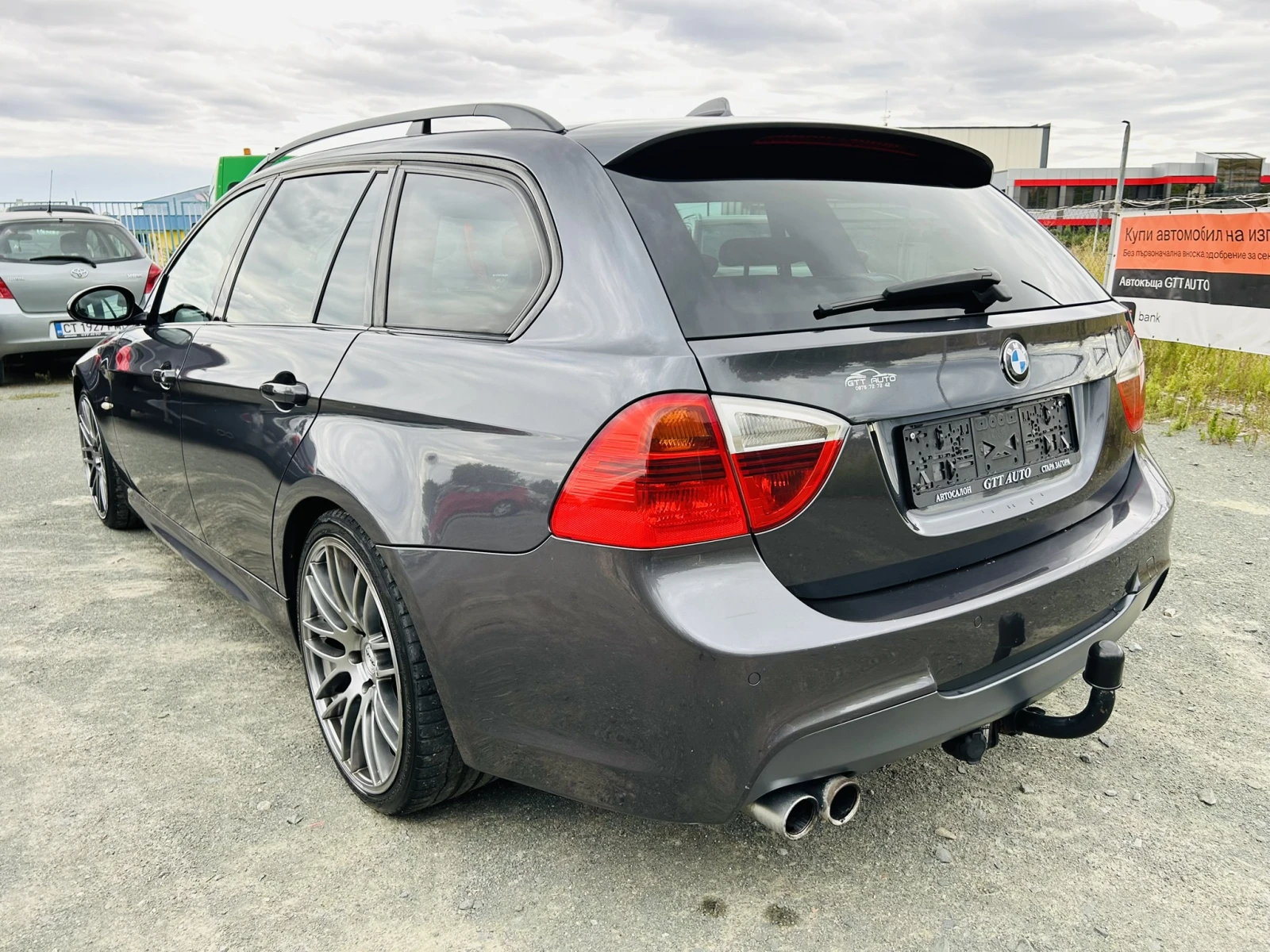 BMW 330 Xd* M-Pack* M57* Pano* Alcantara* Cruise* Подгрев*, снимка 3 - Автомобили и джипове - 56214903