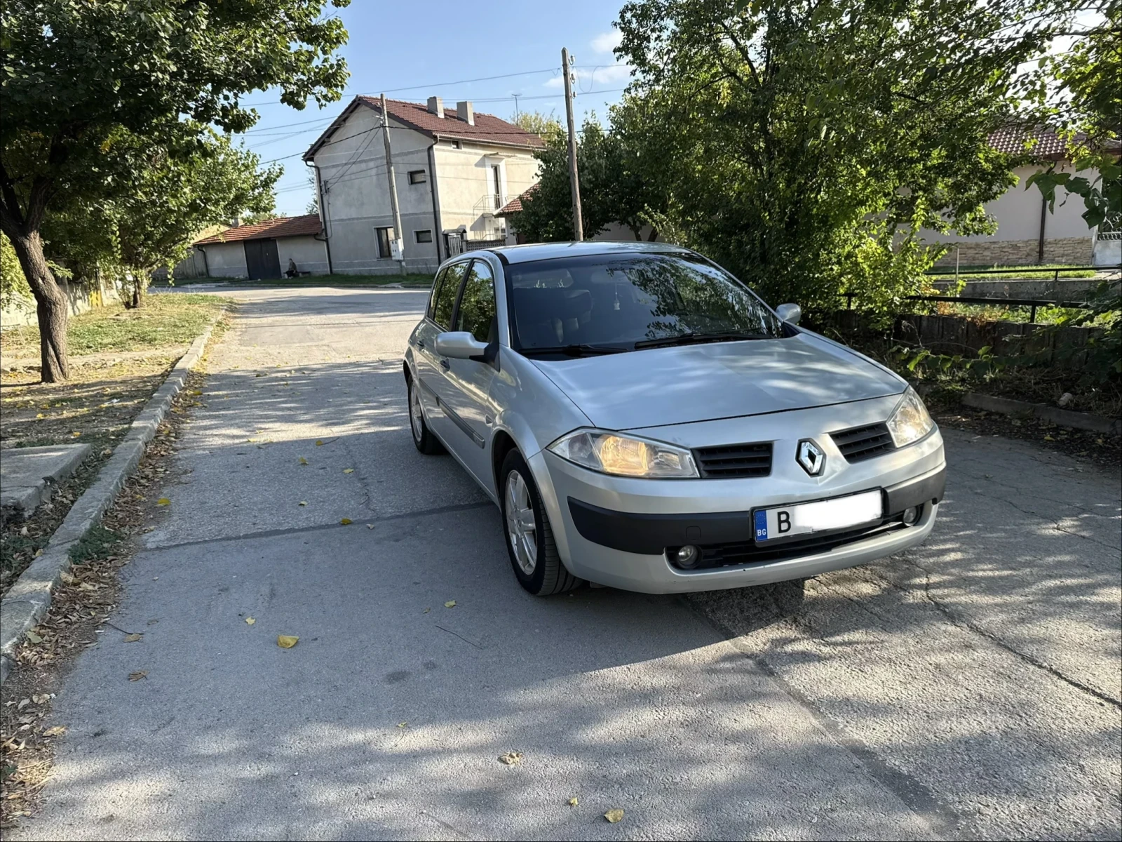 Renault Megane 1.9Tdi, снимка 4 - Автомобили и джипове - 56529156