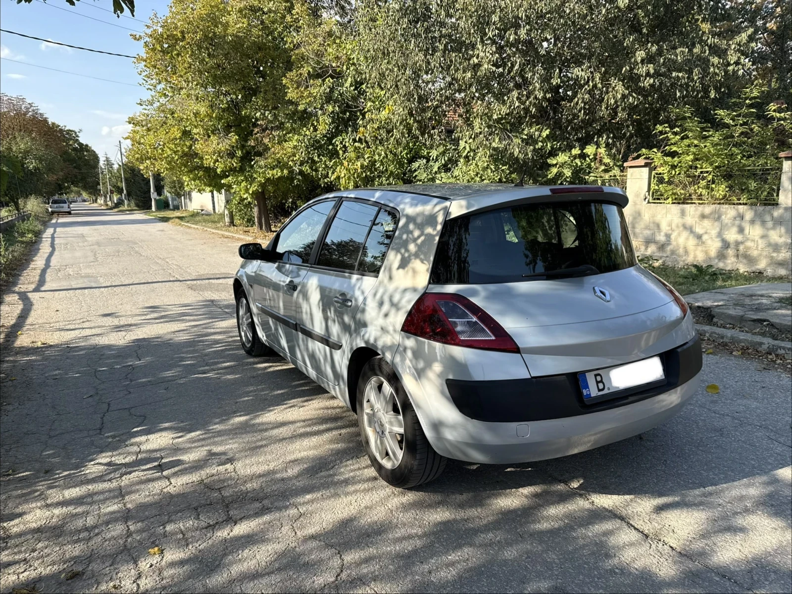 Renault Megane 1.9Tdi, снимка 2 - Автомобили и джипове - 56529156