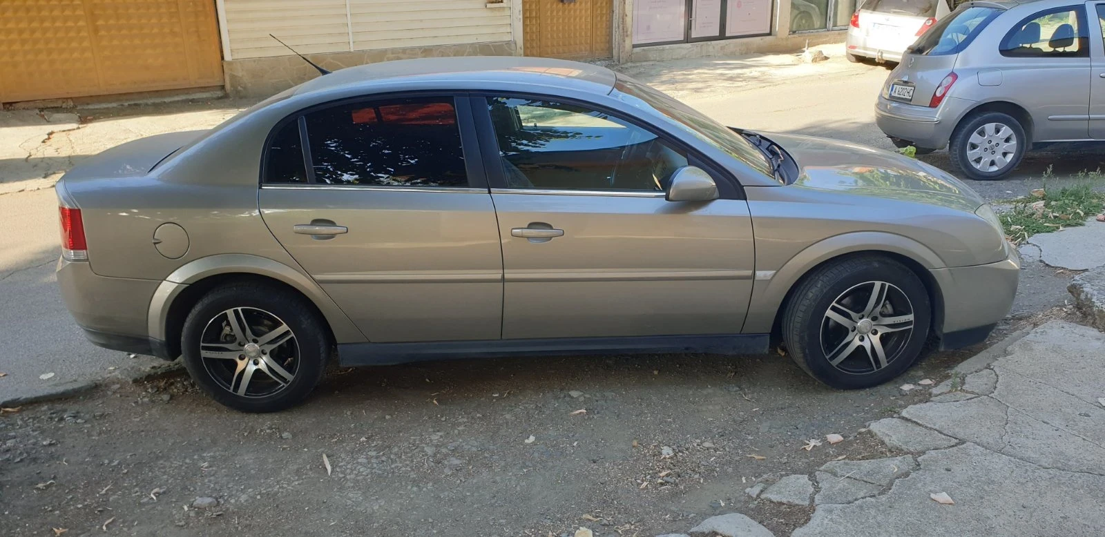 Opel Vectra 2.2 dti, снимка 3 - Автомобили и джипове - 56584216
