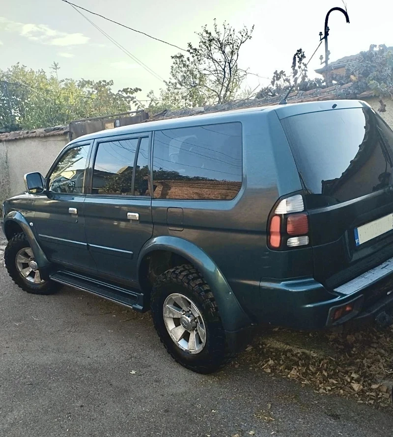 Mitsubishi Pajero sport, снимка 2 - Автомобили и джипове - 47875532