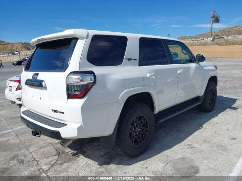 Toyota 4runner 4.0L V-6 DOHC, VVT, 270HP 4X4 Drive, снимка 4 - Автомобили и джипове - 49463210