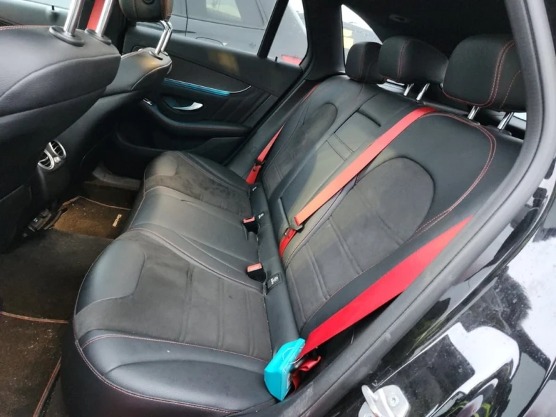 Mercedes-Benz GLC 43 AMG  * CARFAX * БЕЗ ПЪРВОНАЧАЛНА ВНОСКА, снимка 13 - Автомобили и джипове - 52943349
