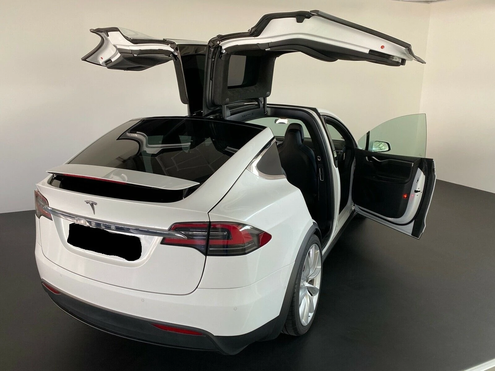 Tesla Model X 100D*6-мест*AIR*Falcon Врати* - изображение 7