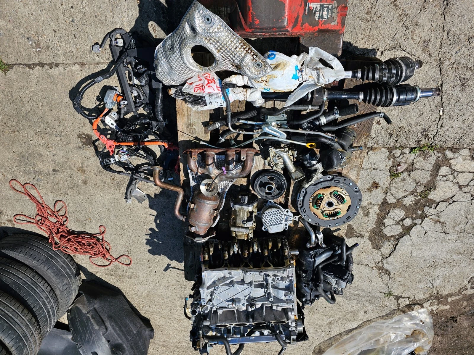 Toyota C-HR �������� � �������� �� �����  | Mobile.bg � ����������� 14