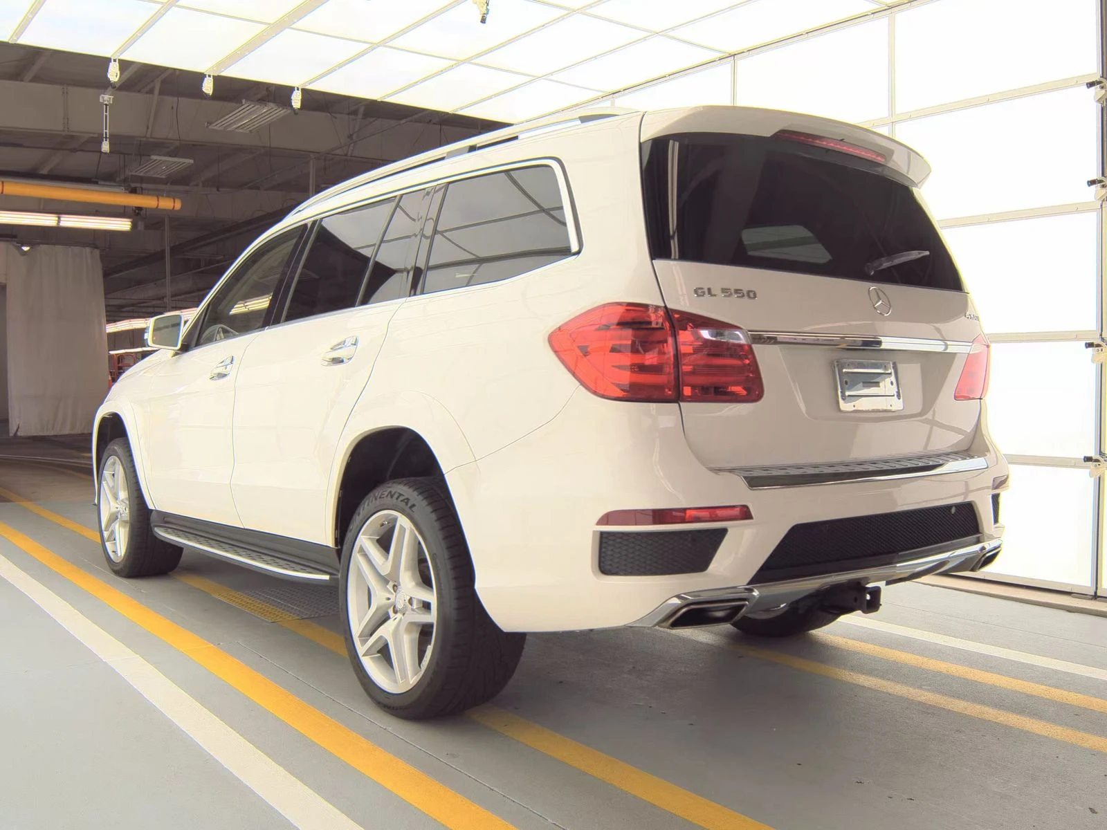 Mercedes-Benz GL 500 AMG* 7МЕСТА* ТВ* ОБДУХ* МАСАЖ* ДИСТРОНИК* NIGHT VI - изображение 6
