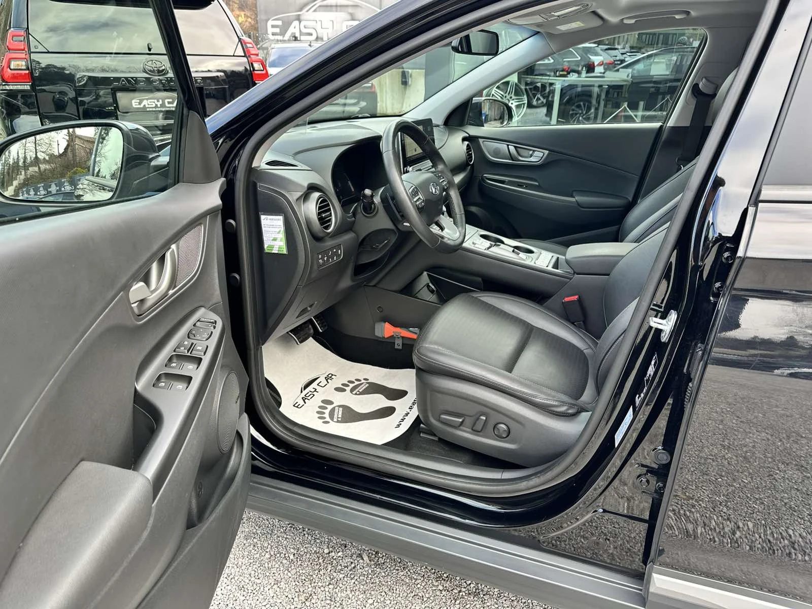 Hyundai Kona Premium Elektro 2WD/HUD/ | Mobile.bg   5