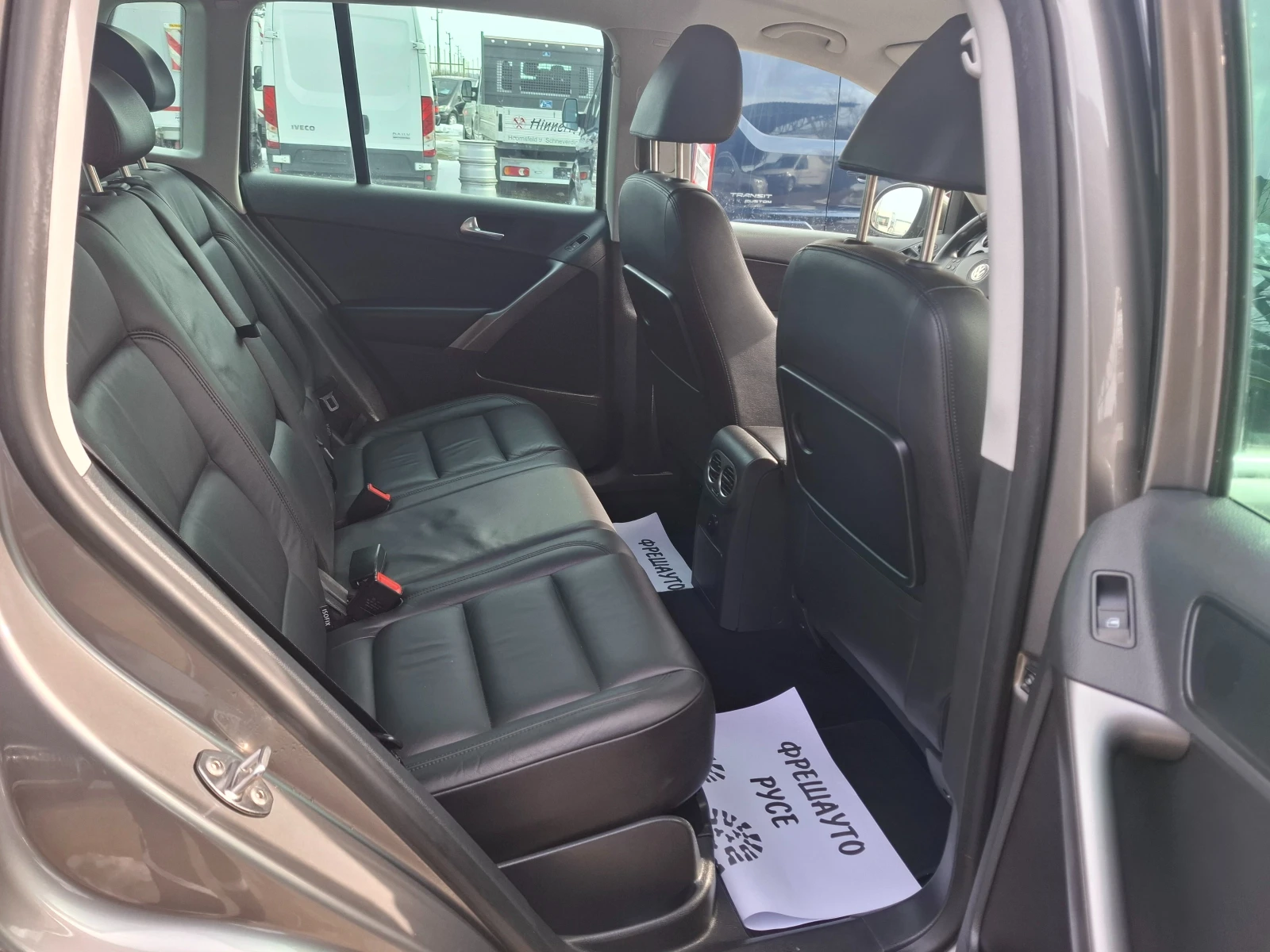 VW Tiguan 2.0 4Motion/Navi/Кожа/Подгрев/Камера - изображение 9