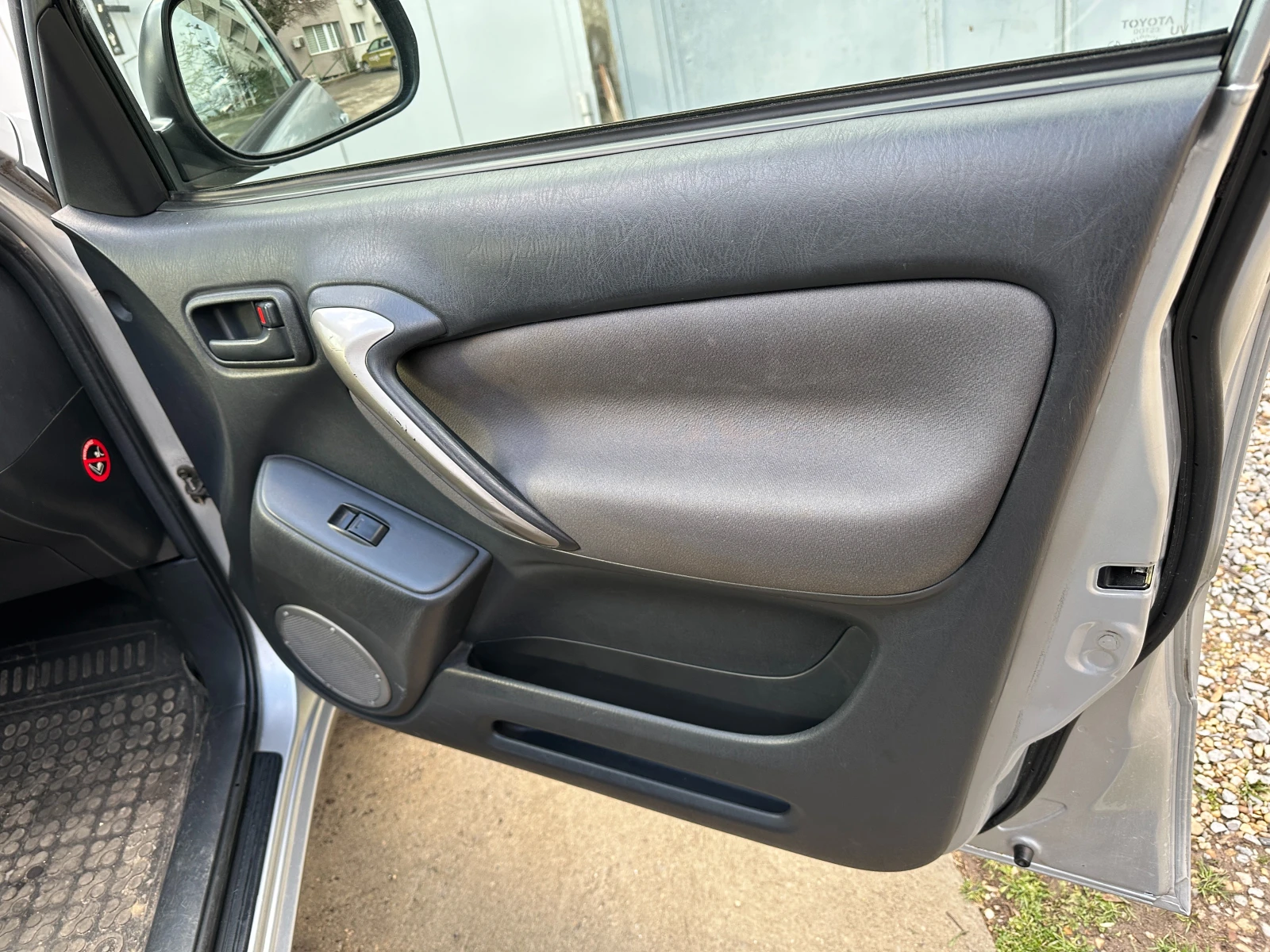 Toyota Rav4, снимка 13 - Автомобили и джипове - 53719047