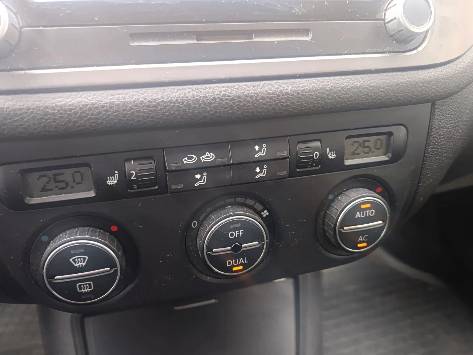 VW Tiguan, снимка 10 - Автомобили и джипове - 53925004