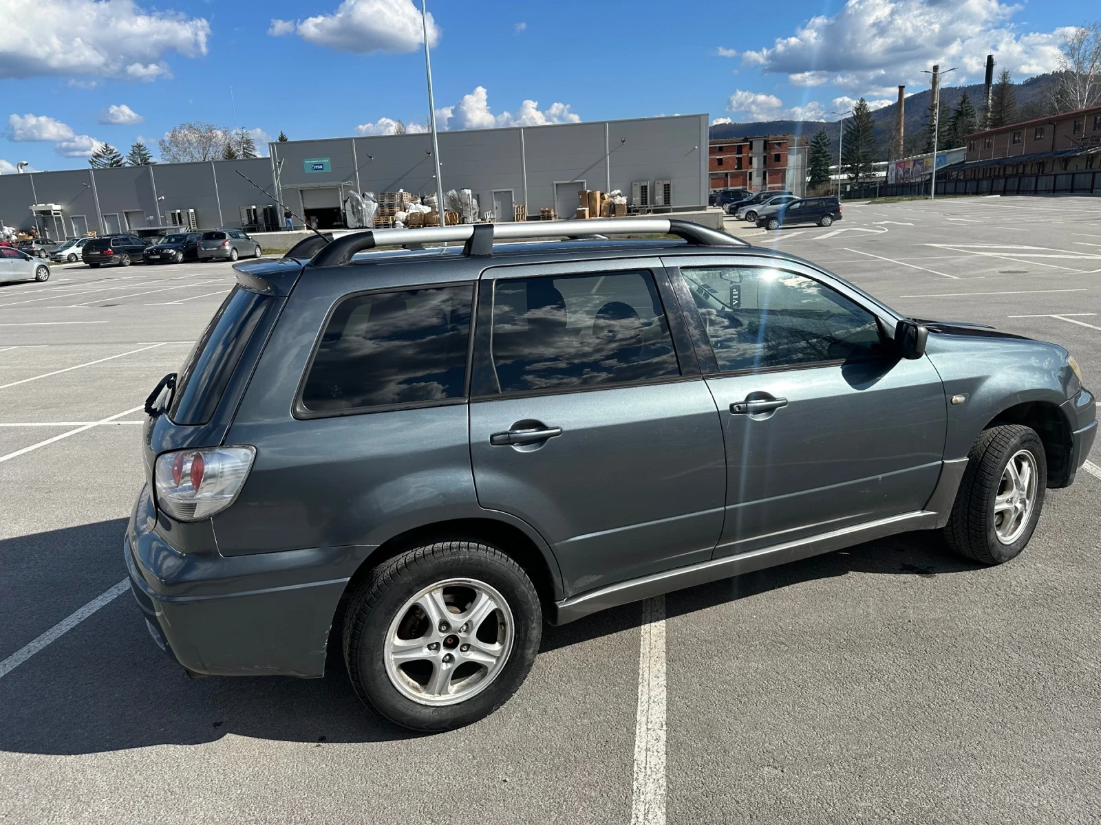 Mitsubishi Outlander, снимка 8 - Автомобили и джипове - 54116210