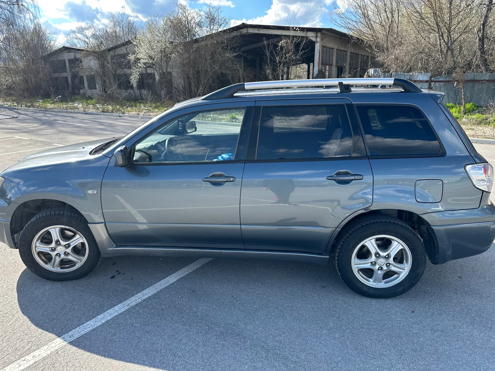 Mitsubishi Outlander, снимка 3 - Автомобили и джипове - 54116210