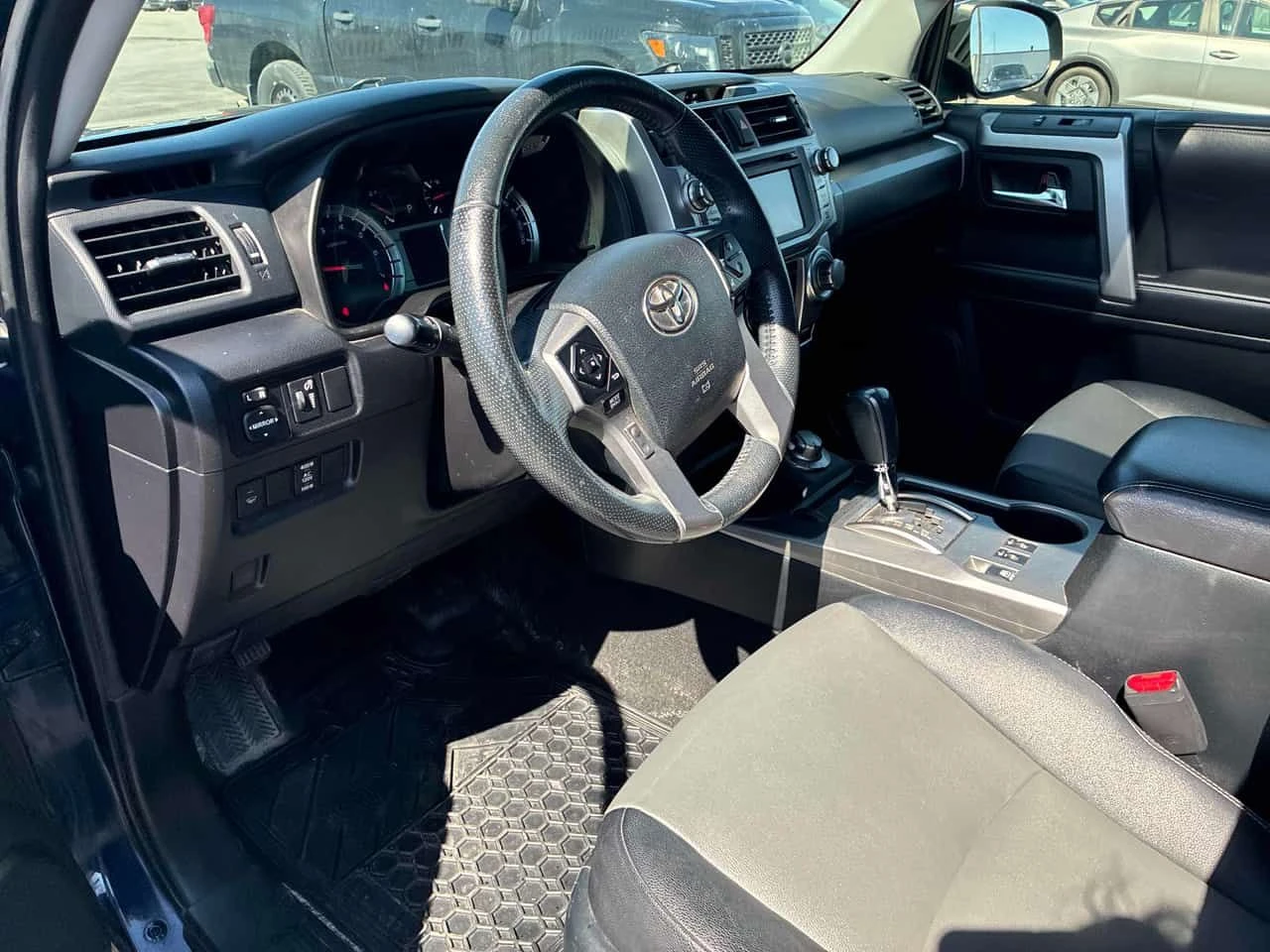 Toyota 4runner * SR5 * ГЛАВНО ПРЕДСТАВИТЕЛСТВО* , снимка 9 - Автомобили и джипове - 54190040