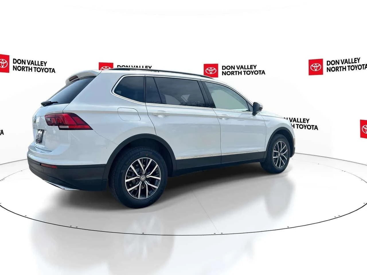 VW Tiguan RUBBER MATS | OWNERS MANUAL | WHEEL , снимка 8 - Автомобили и джипове - 54456778