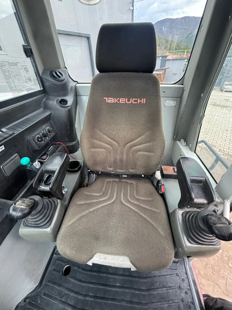 Багер Takeuchi TB290/8500TОHA/KЛИМАТИК, снимка 10 - Индустриална техника - 49911406