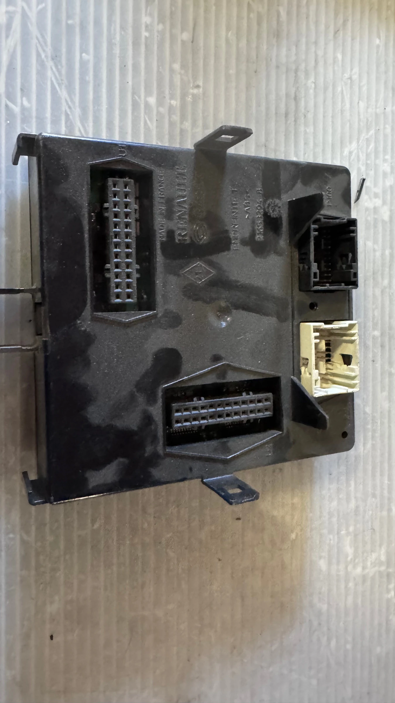   a Renault Laguna -  21675971-8A / 10304106 | Mobile.bg   2