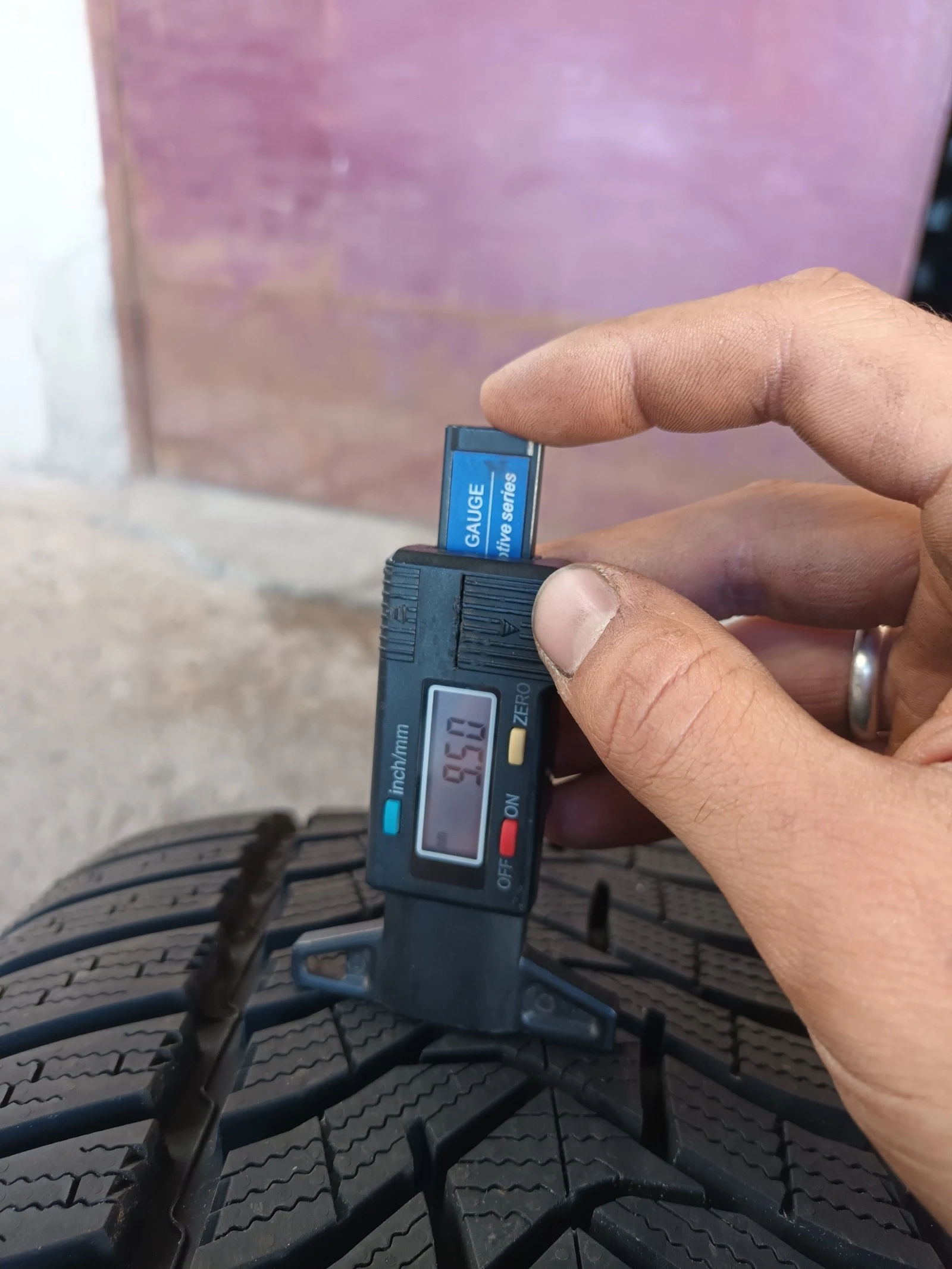  255/40R19 | Mobile.bg   5