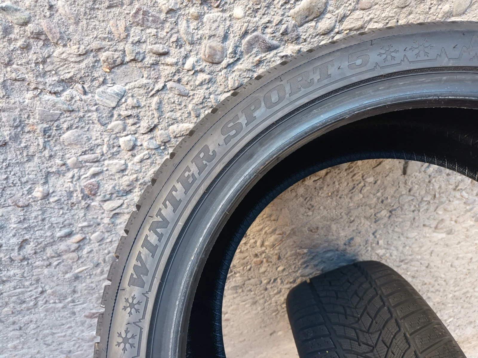  255/40R19 | Mobile.bg   9