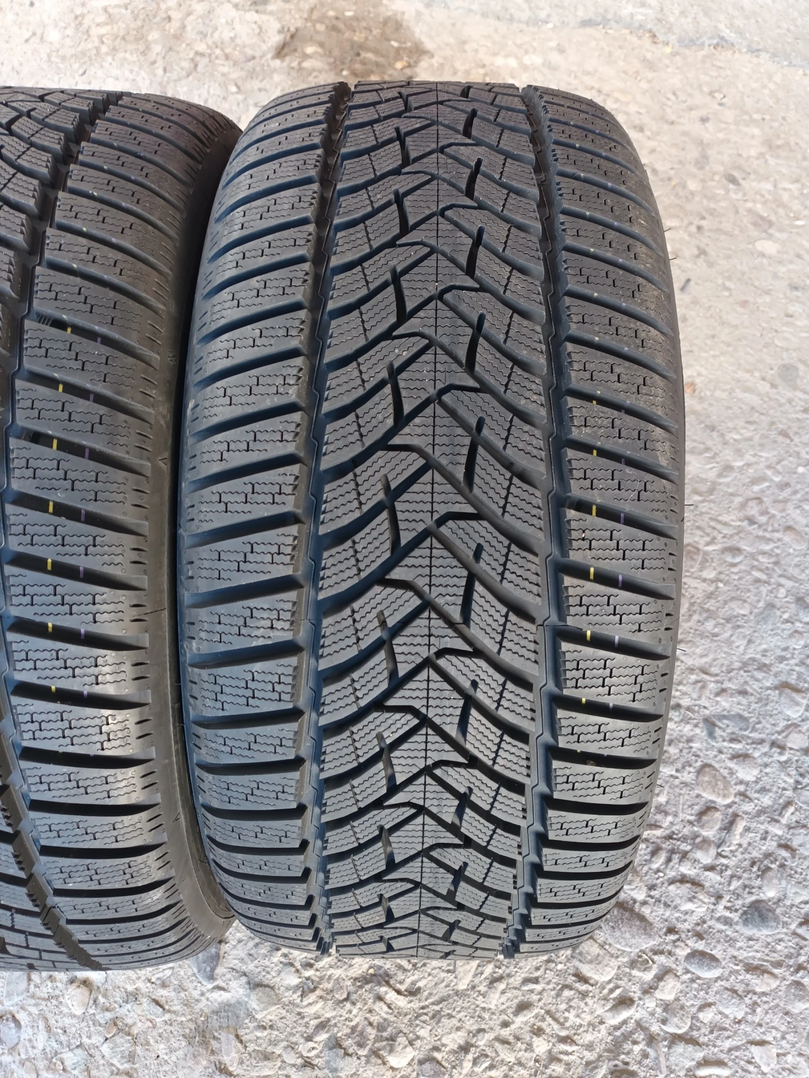  255/40R19 | Mobile.bg   2