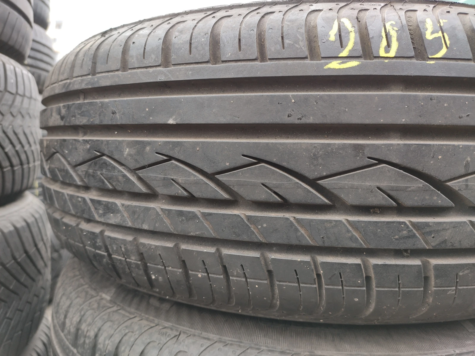 Гуми Летни 205/55R16, снимка 3 - Гуми и джанти - 55581214