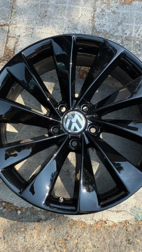    235/40R18  VW Passat | Mobile.bg    11