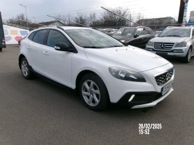 Volvo V40 Cross Country - 26900 лв. - 50548078 | Car24.bg