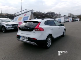 Volvo V40 Cross Country - 26900 лв. - 50548078 | Car24.bg