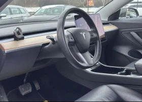Tesla Model 3 Dual Motor AWD - 19999 € / 39114.64 лв. - 22381703 7
