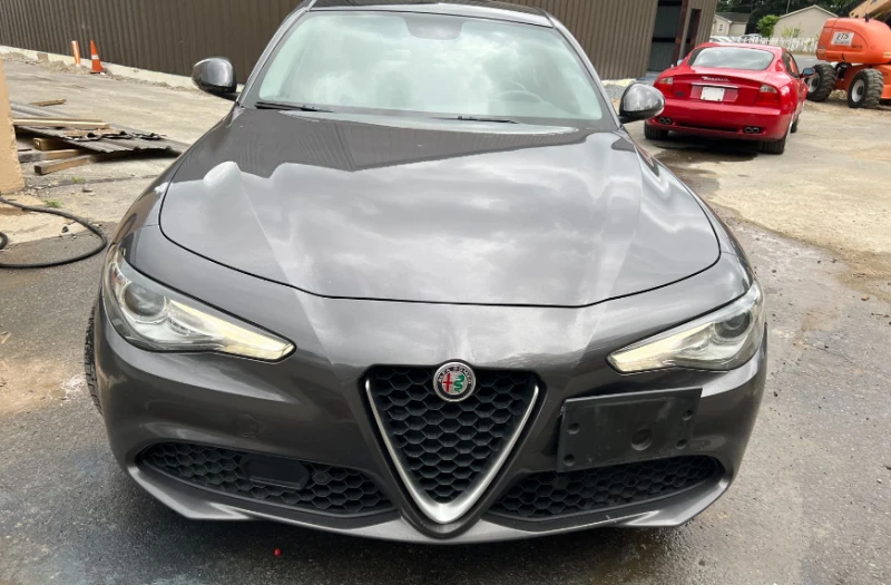 Alfa Romeo Giulia Ti, снимка 3 - Автомобили и джипове - 47347992