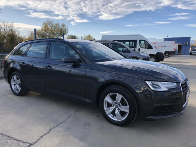 Audi A4 35tfsi, снимка 3 - Автомобили и джипове - 48045171